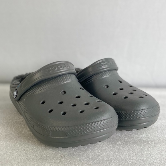 grey lined crocs